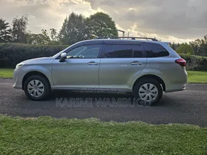 Toyota Corolla Fielder 2017 Silver