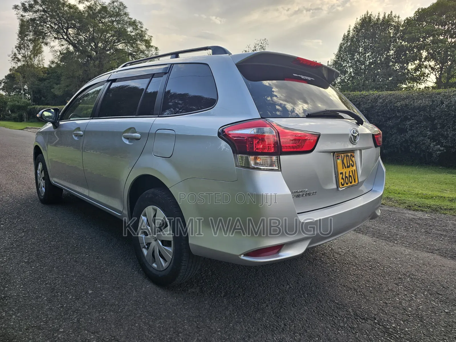 Toyota Corolla Fielder 2017 Silver