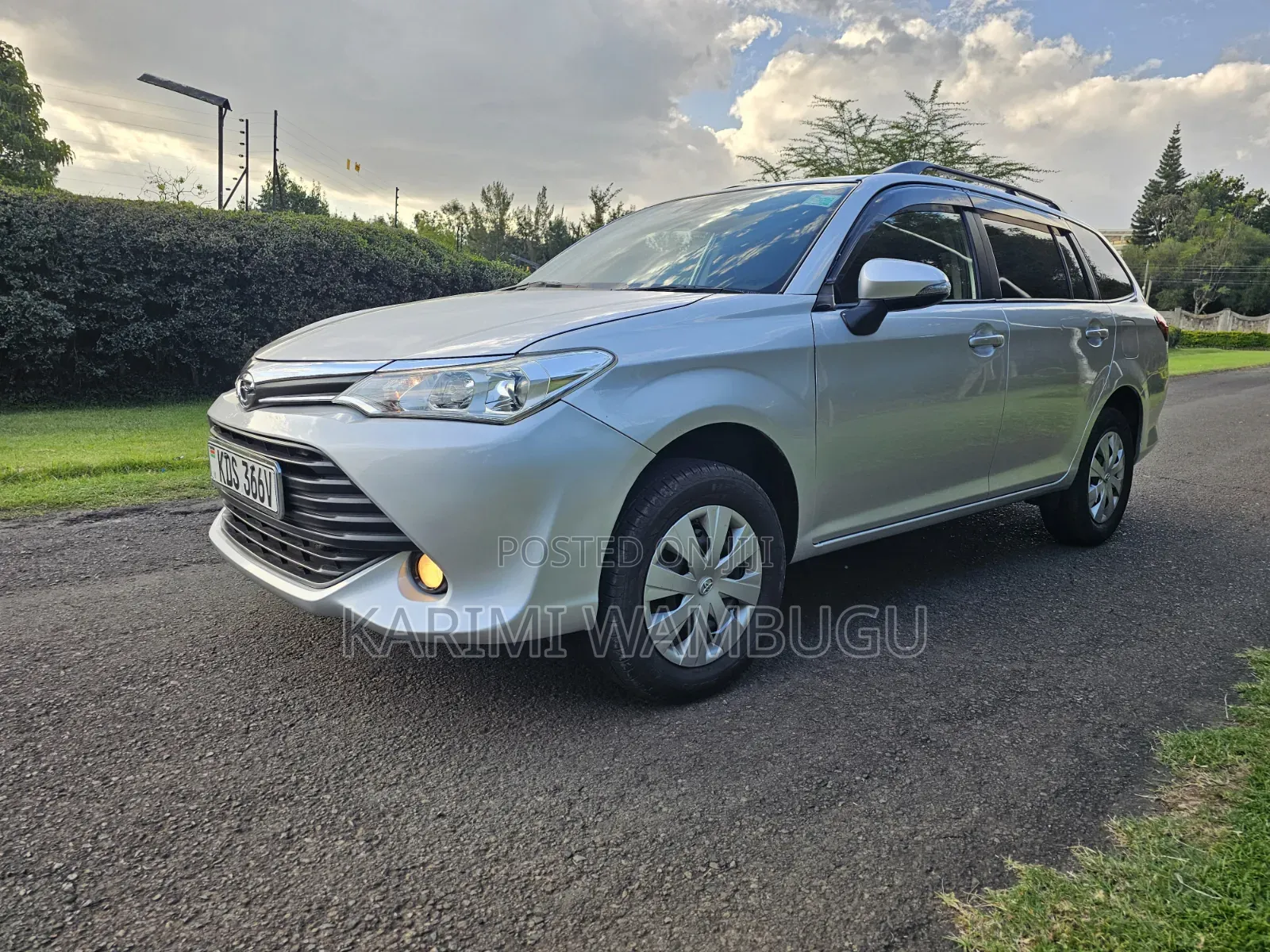 Toyota Corolla Fielder 2017 Silver