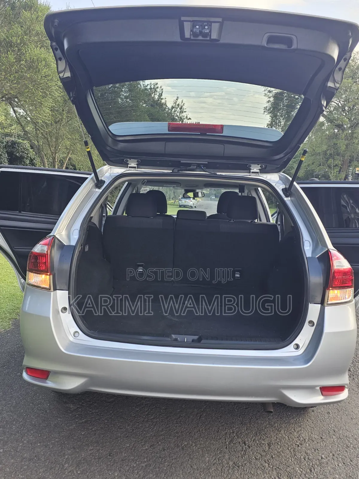 Toyota Corolla Fielder 2017 Silver