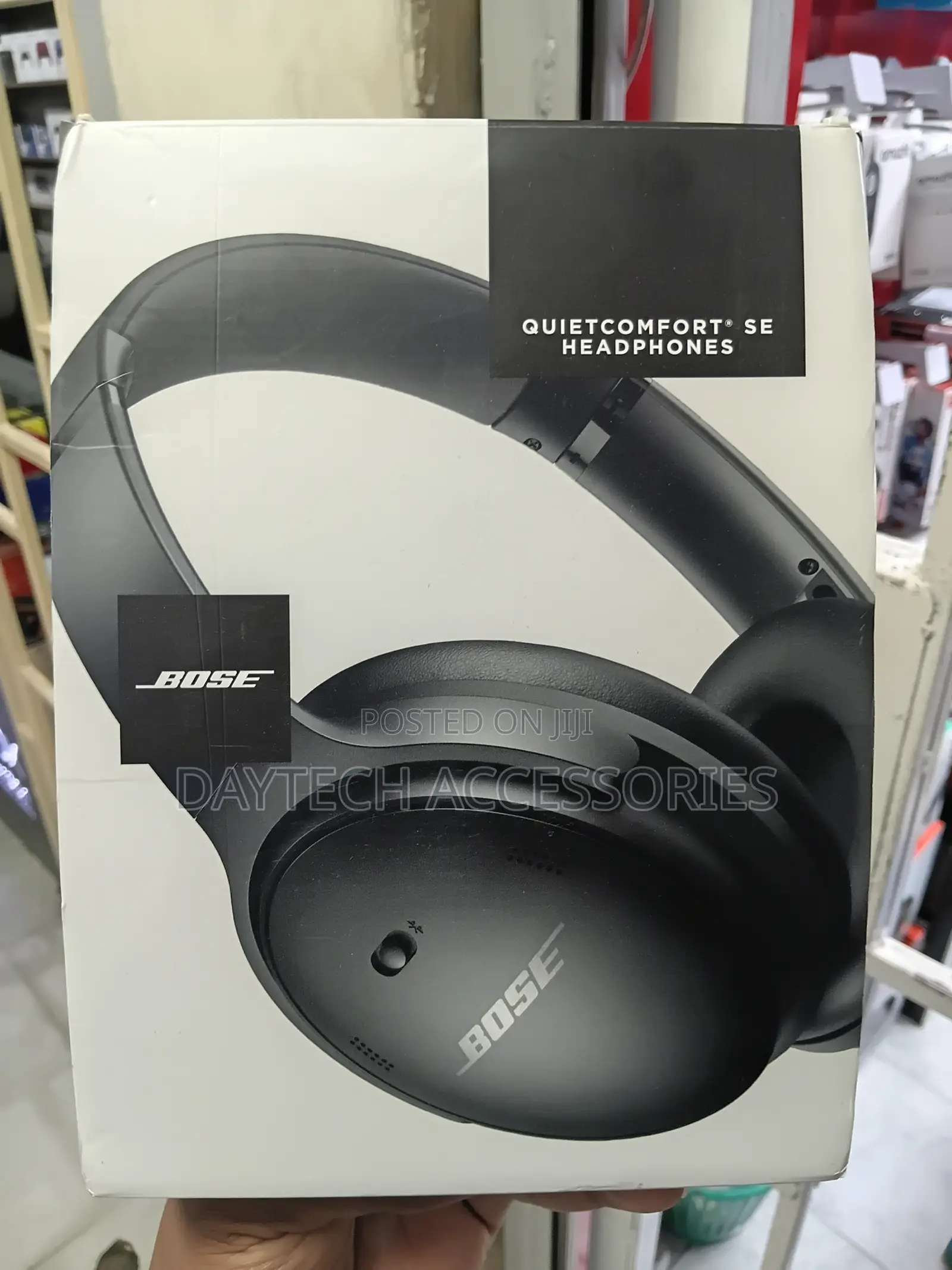 Bose QuietComfort SE Wireless Around Ear Headphones - Black
