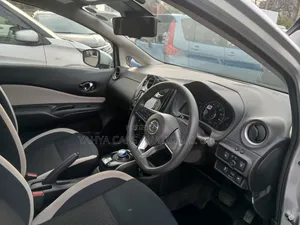 Nissan Note 2019 Silver