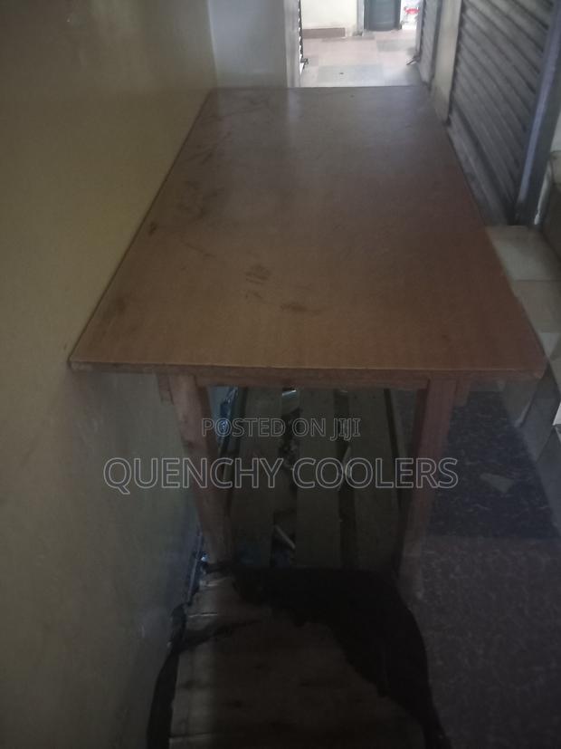 Table for Ironing Hawking