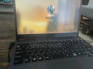 Laptop Fujitsu Lifebook E733 4GB Intel Celeron HDD+SSD 60GB