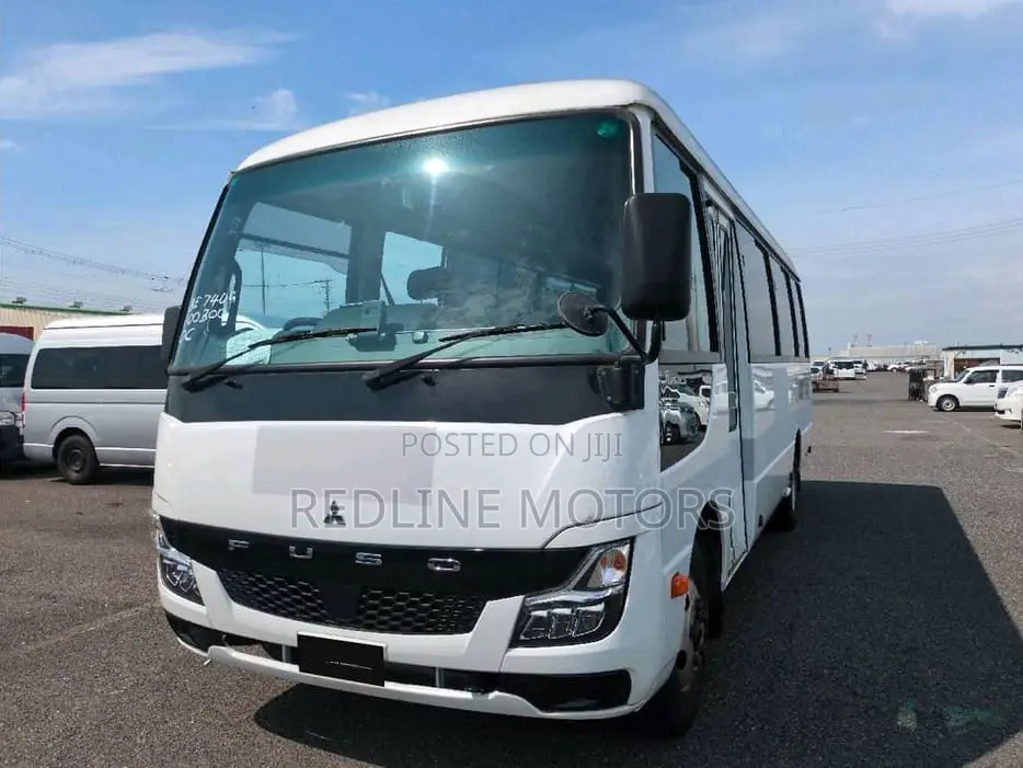 Mitsubishi Fuso Rosa 2020 White