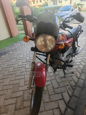 Bajaj Boxer 125 2022 Red