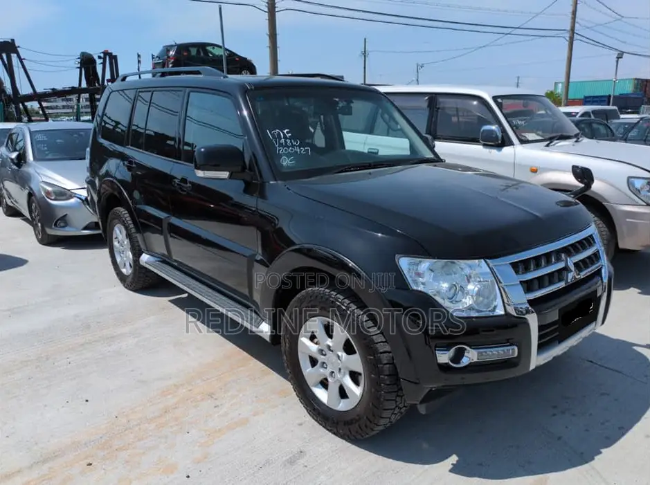 Mitsubishi Pajero V80 3.2 DI-D 2019 Black