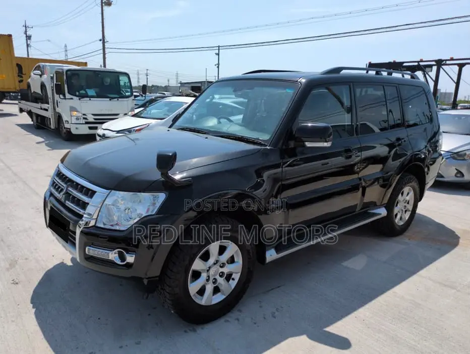 Mitsubishi Pajero V80 3.2 DI-D 2019 Black