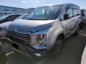Mitsubishi Delica 2019 Silver