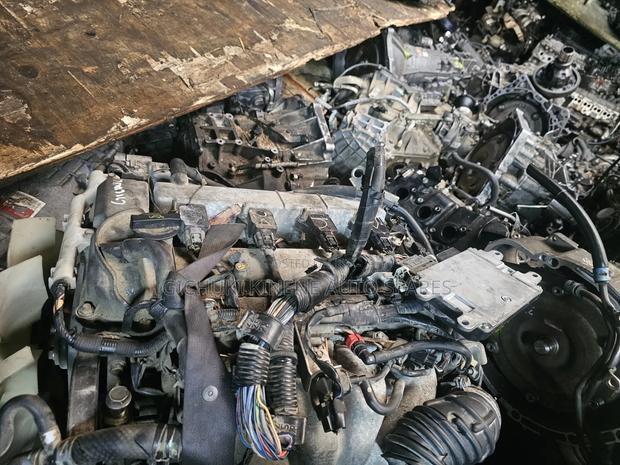 Mazda Bongo/Nissan L8 Complete Engine (Petrol)