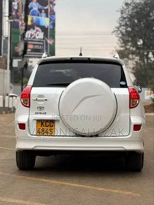 Toyota RAV4 2008 White