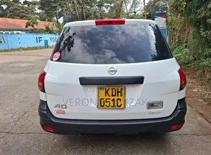 Nissan Advan 2014 White