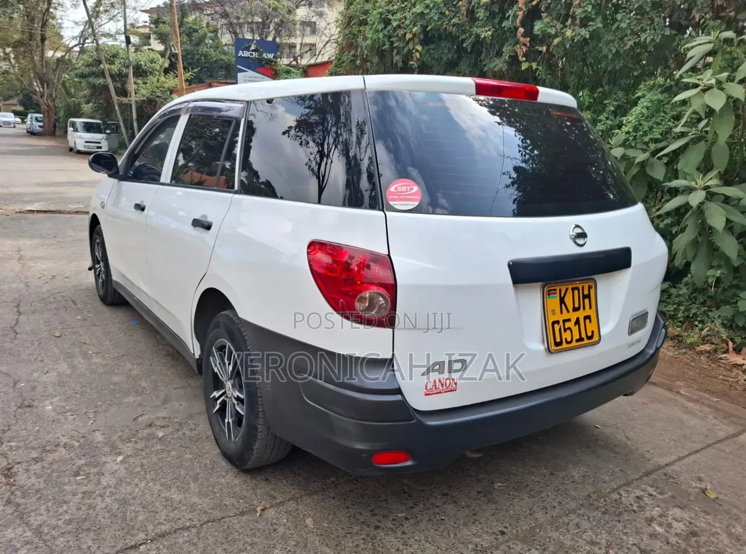 Nissan Advan 2014 White