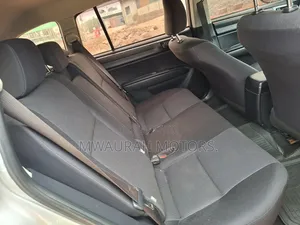 Toyota Corolla Fielder 2016 Silver