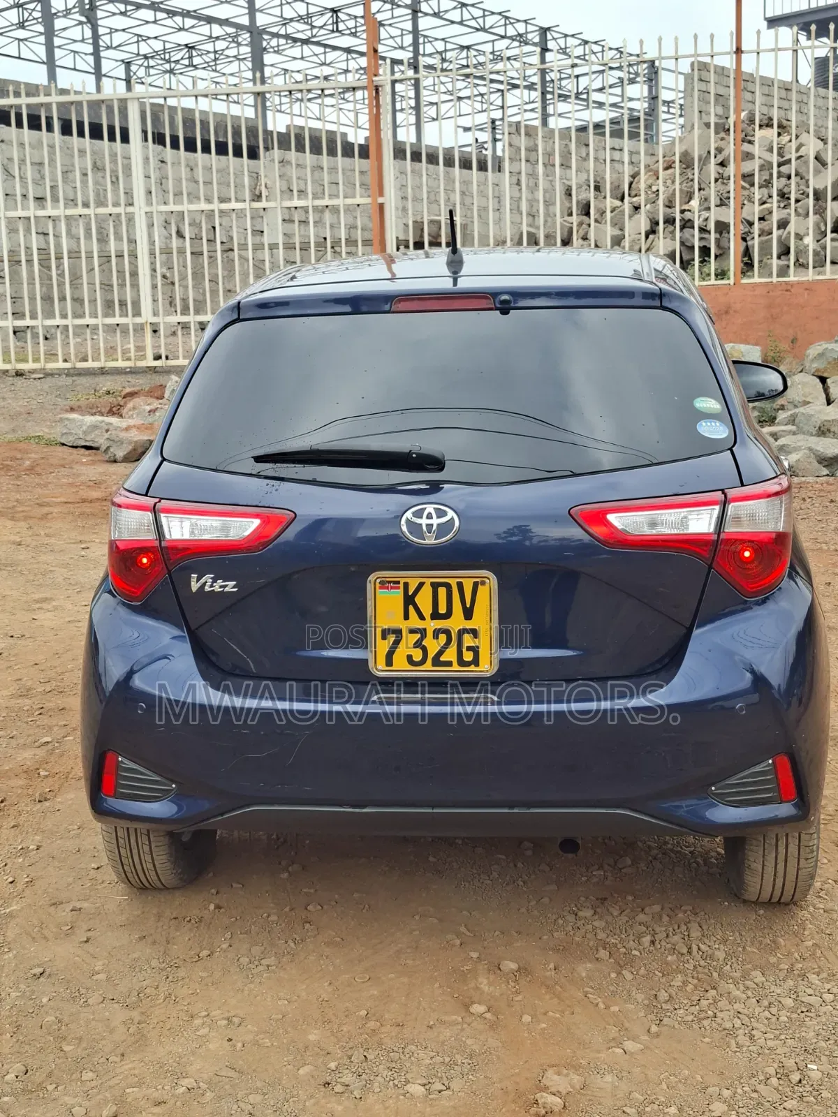 Toyota Vitz 2018 Blue
