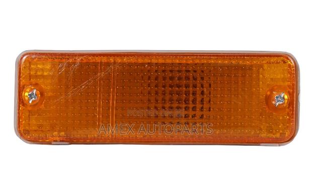 Front Bumper Lamp Toyota Hilux Yn55 1987 - thumbnail 2