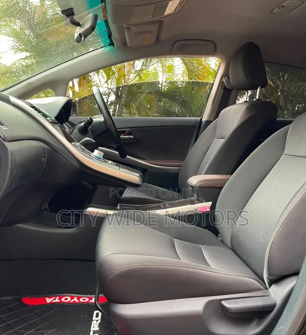 Toyota Sai 2.4 Hybrid FWD 2016 Black