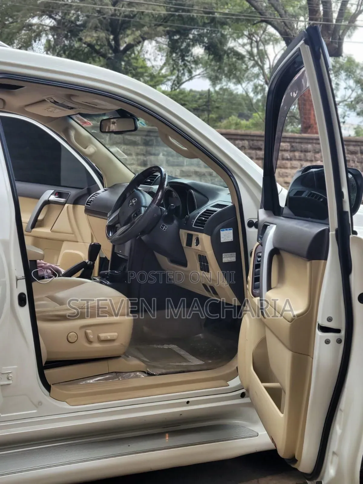 Toyota Land Cruiser Prado 2015 White