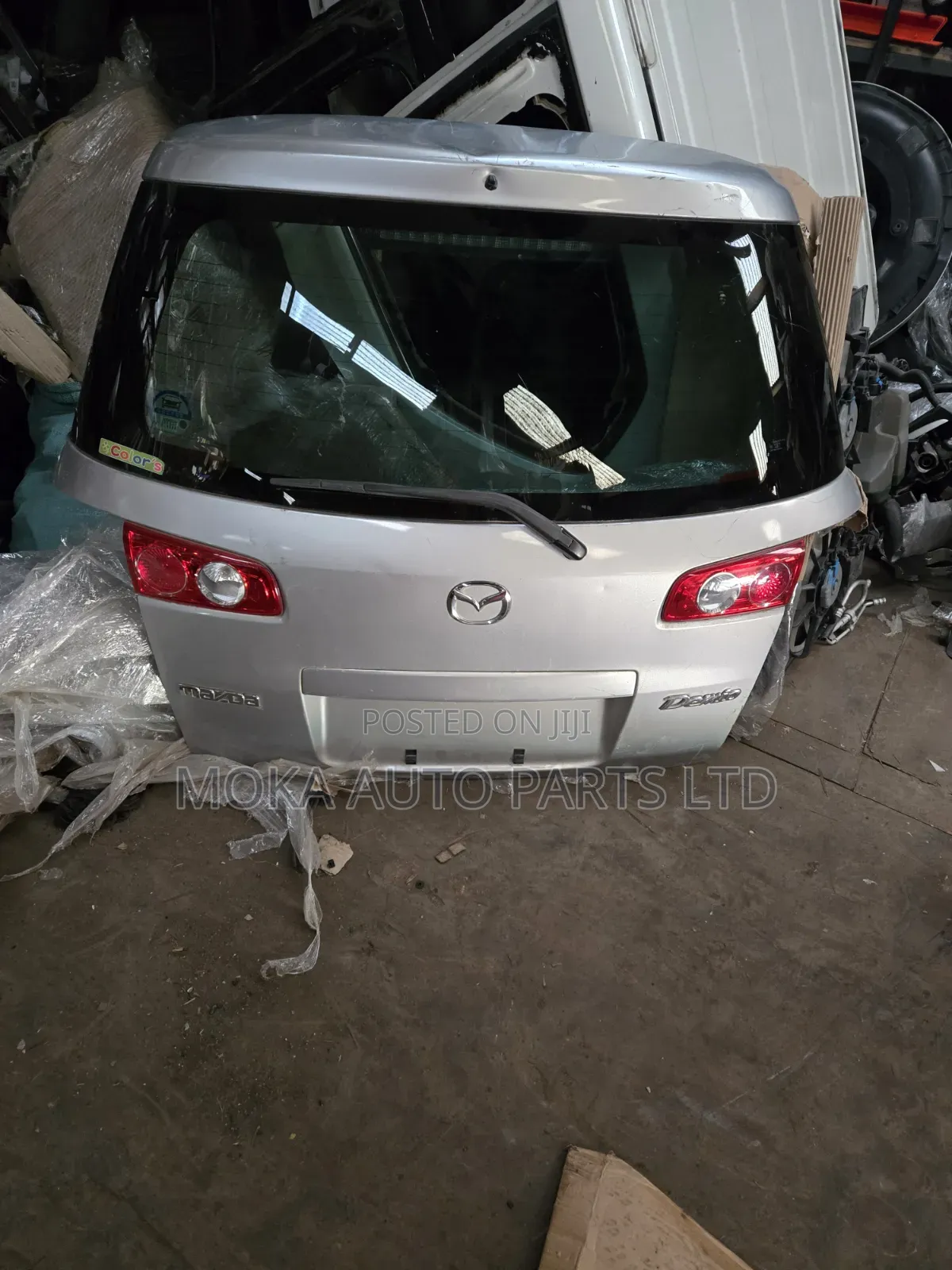 Demio 2005 Tail Gate