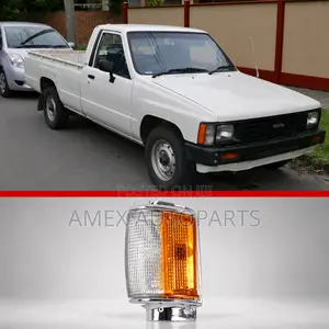 Toyota Hilux Yn55 65 84 - 87 P Up Corner Lamp Assy Chrome