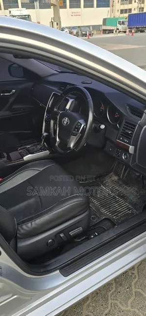 Toyota Mark X 2018 Silver