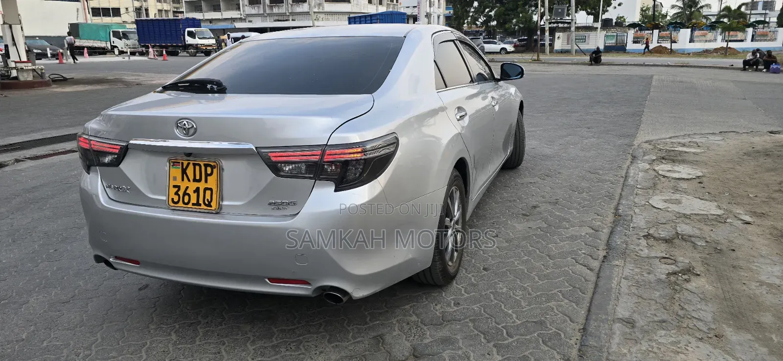 Toyota Mark X 2018 Silver