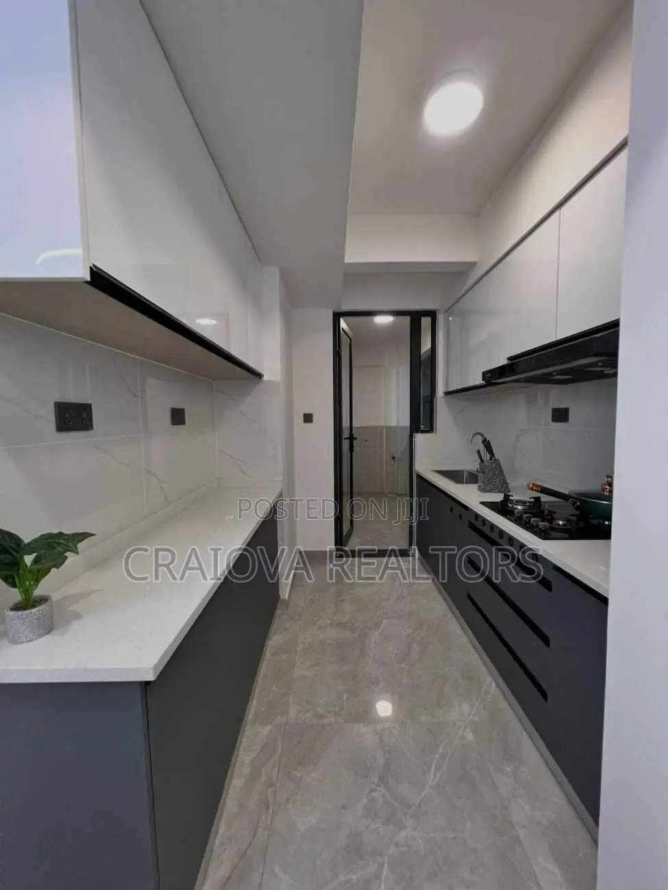 2bdrm Apartment in Valley Arcade for sale