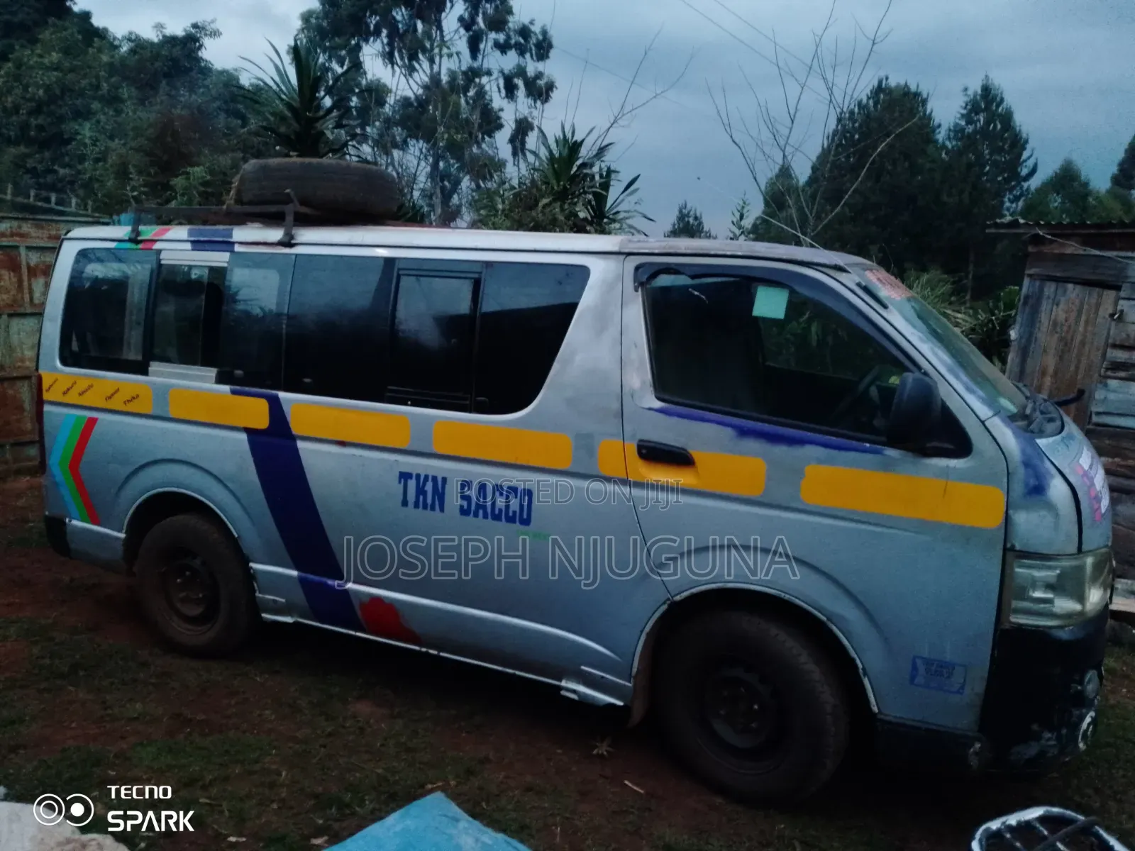 Toyota HiAce 2010 Silver