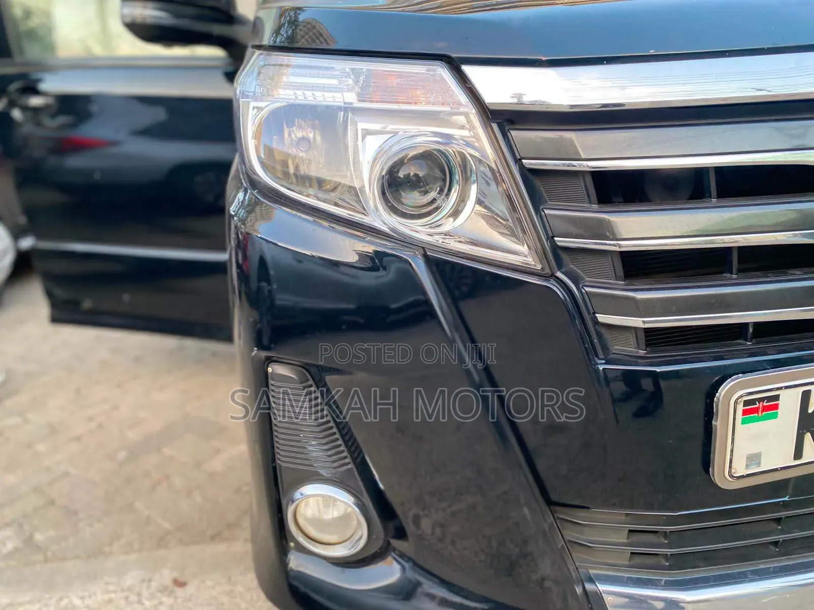 Toyota Noah 2018 Black