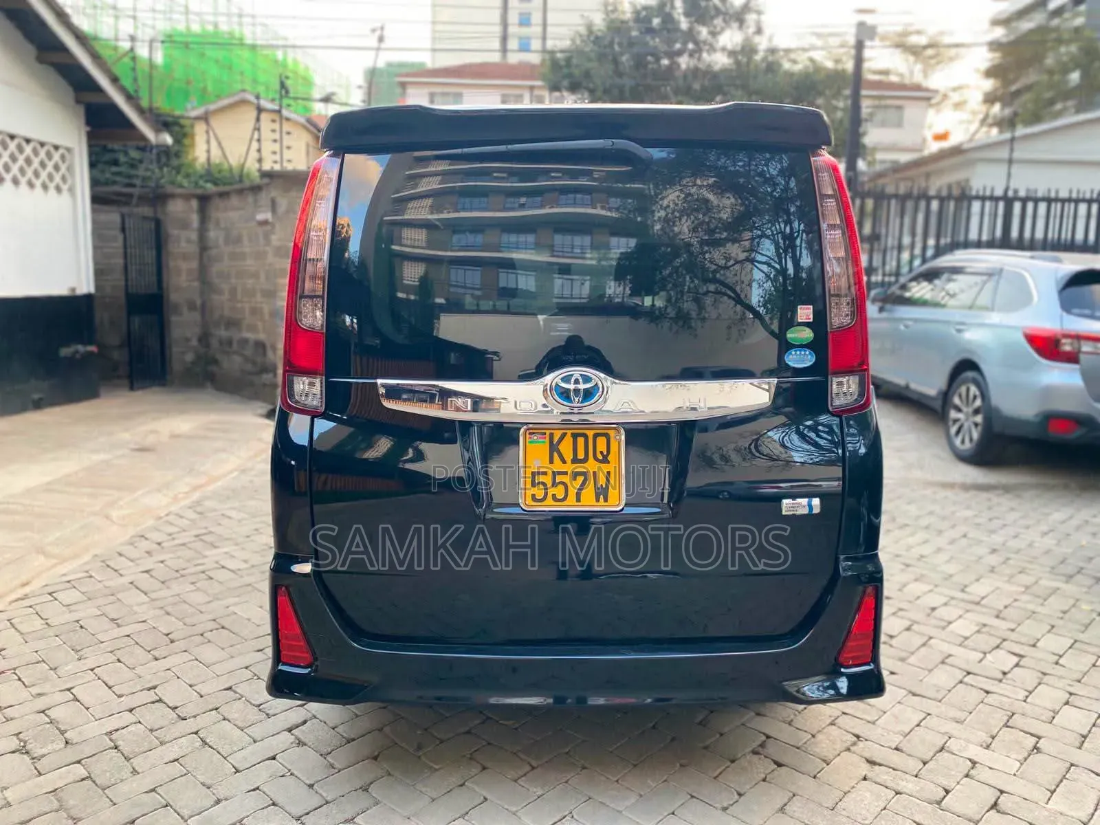 Toyota Noah 2018 Black