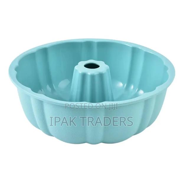 3D Donut Shape Silicon Baking Cake Tin
 - thumbnail 2