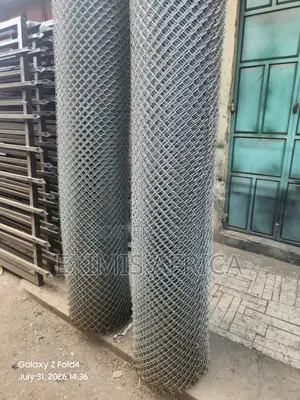 6FT PVC Coated Gauge 12.5 Chainlink 80X80MM