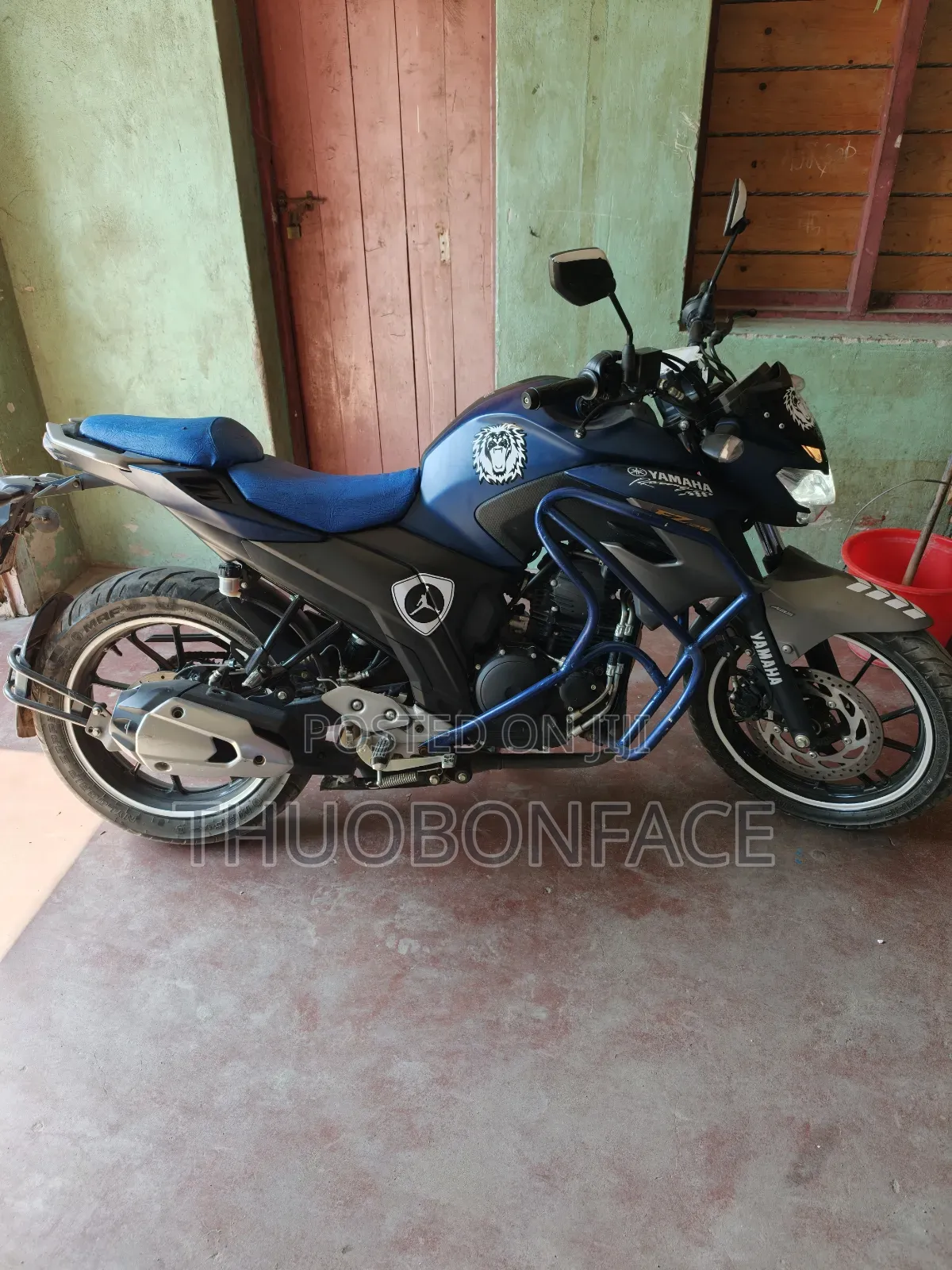 Yamaha 2025 Blue