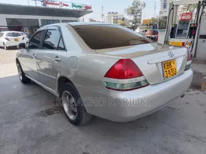 Toyota Mark II 2004 Silver