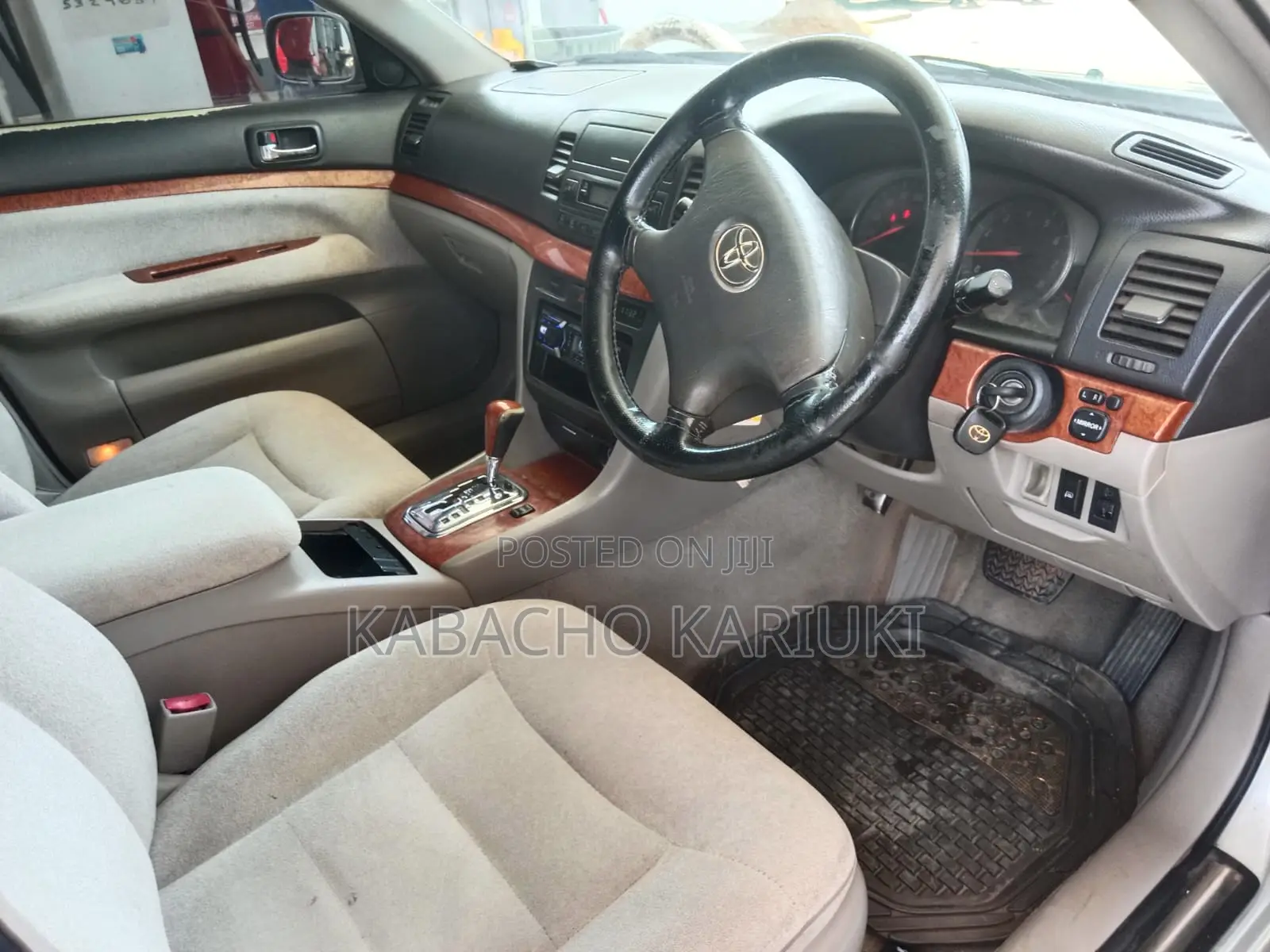 Toyota Mark II 2004 Silver