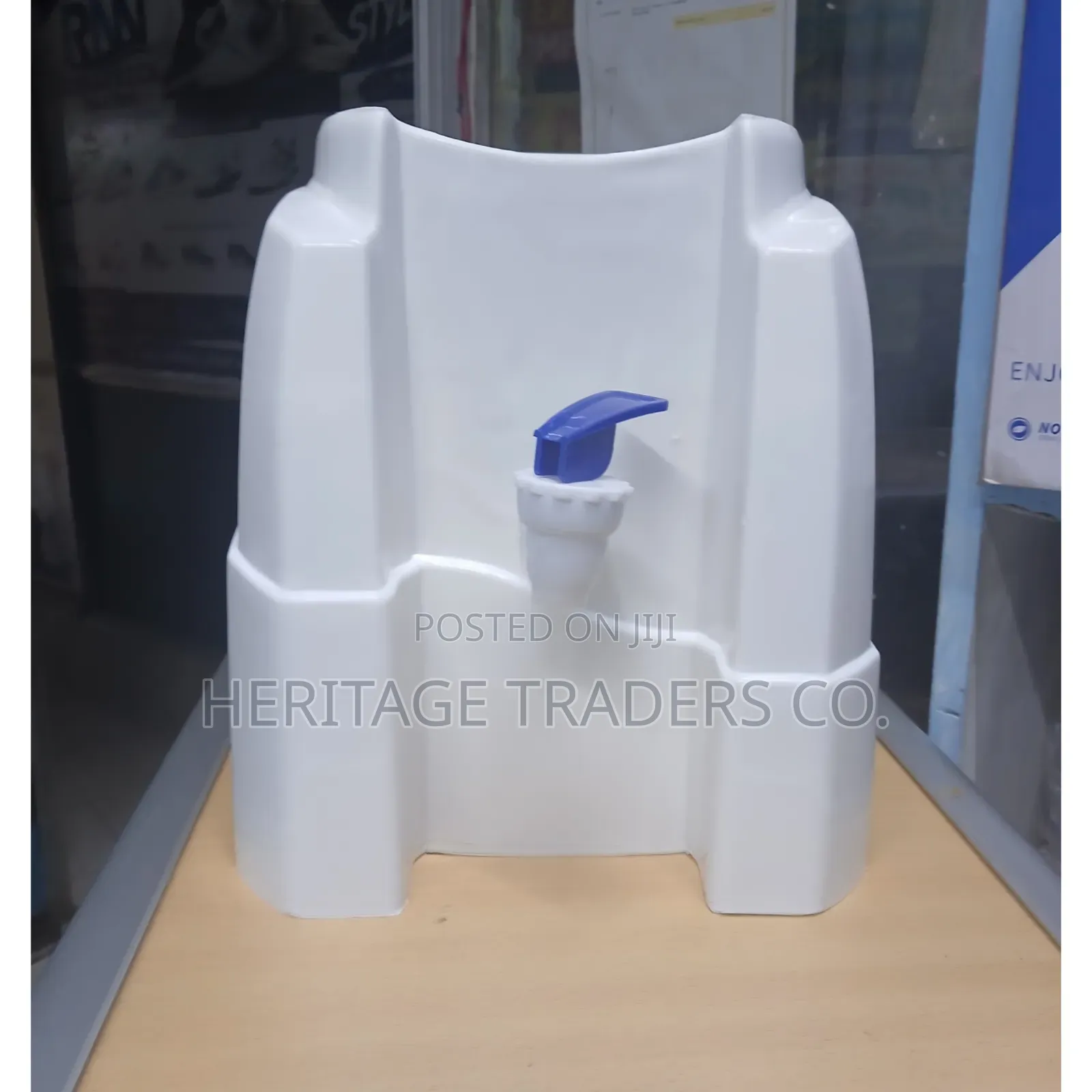 Tabletop Water Dispenser