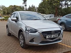 Mazda Demio 2017 Gray