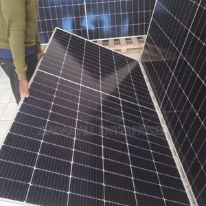 Highly Recommended 300W Solar Panel for Homes, Shops Offices