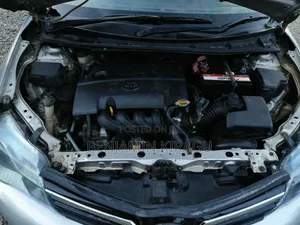 Toyota Corolla Fielder 2013 Silver