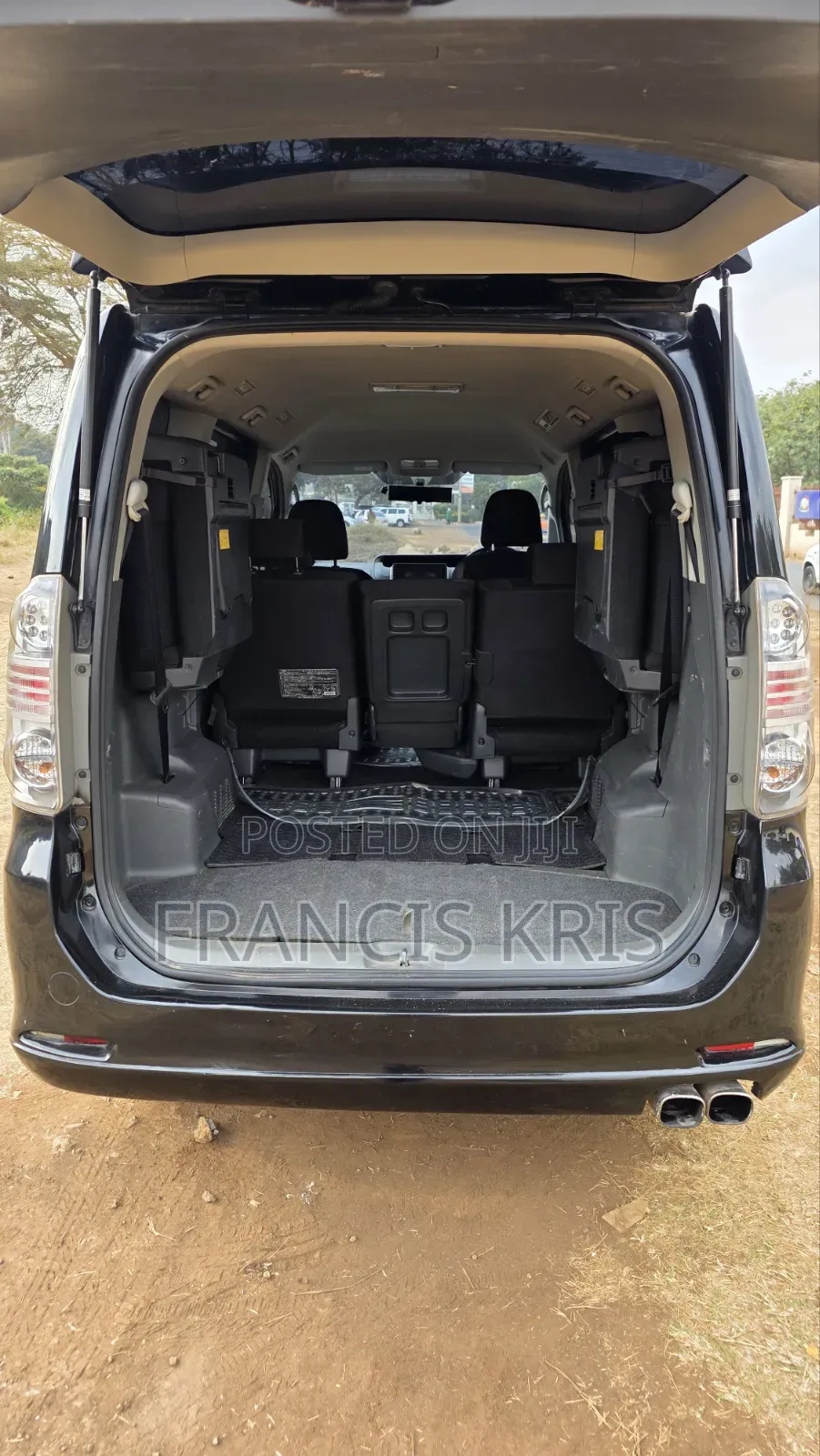 Toyota Voxy 2011 Matt Black