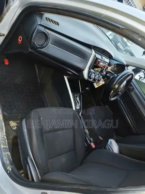 Toyota Corolla Fielder 2013 Silver
