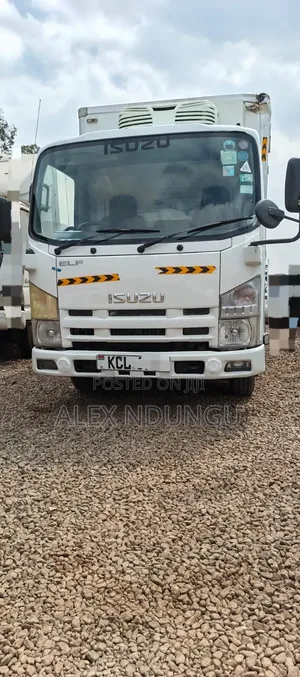 Isuzu ELF Super Clean