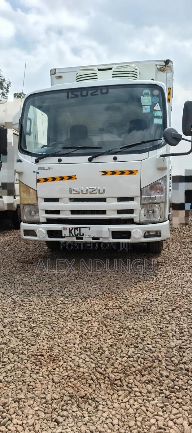Isuzu ELF Super Clean