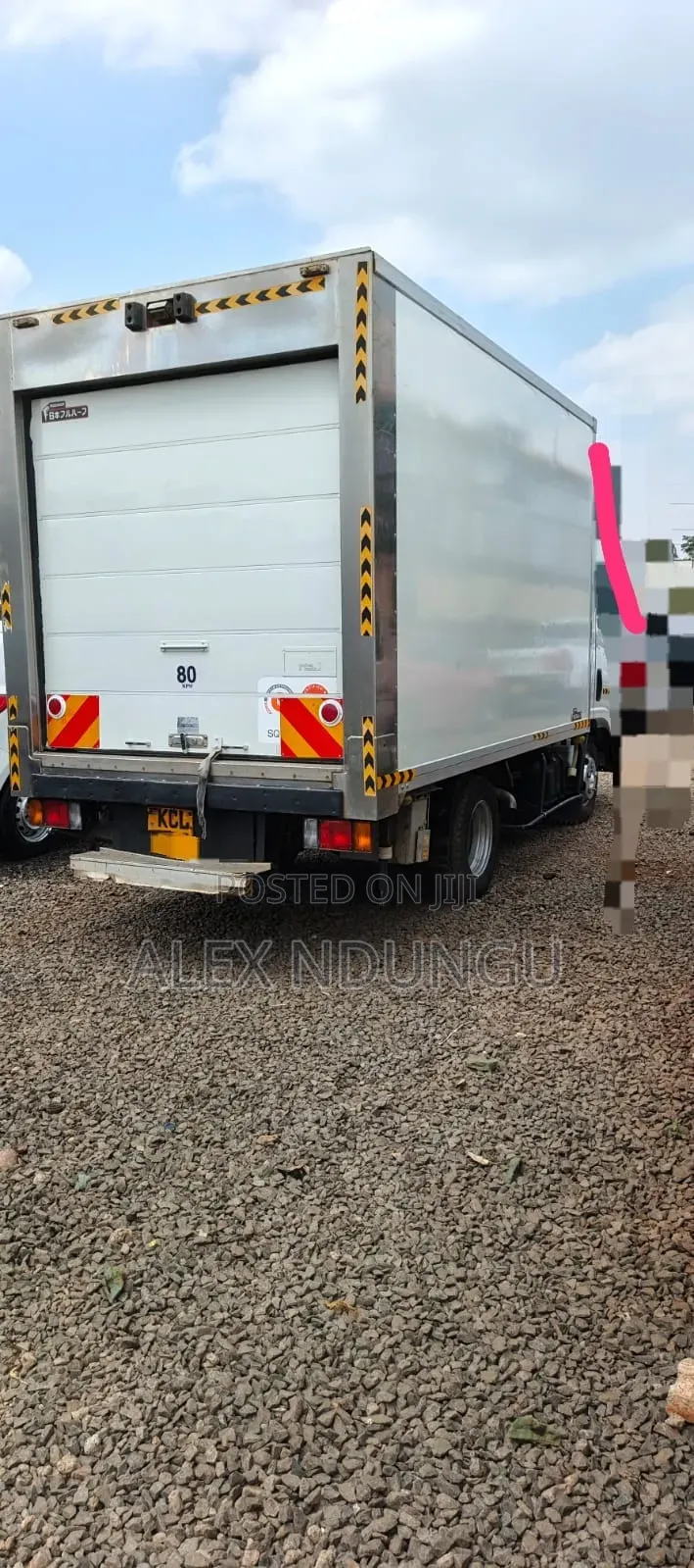 Isuzu ELF Super Clean