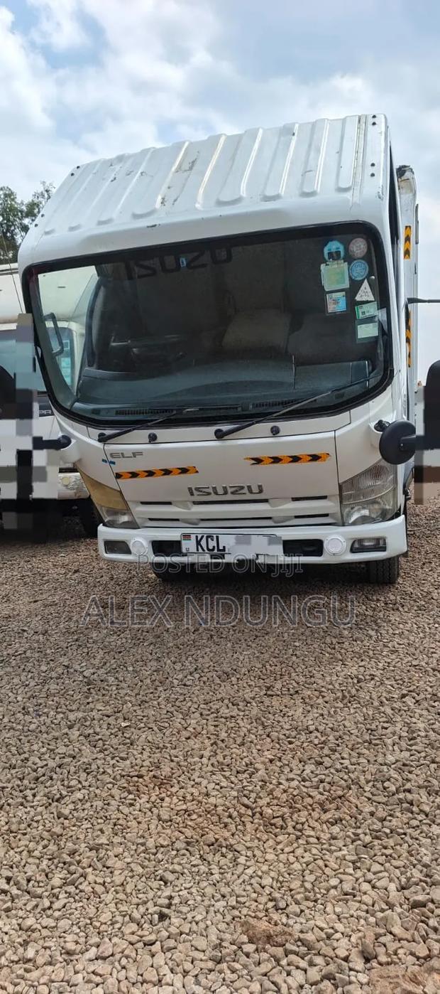 Isuzu ELF Super Clean - thumbnail 3