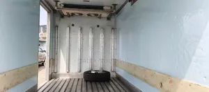 Isuzu ELF Super Clean