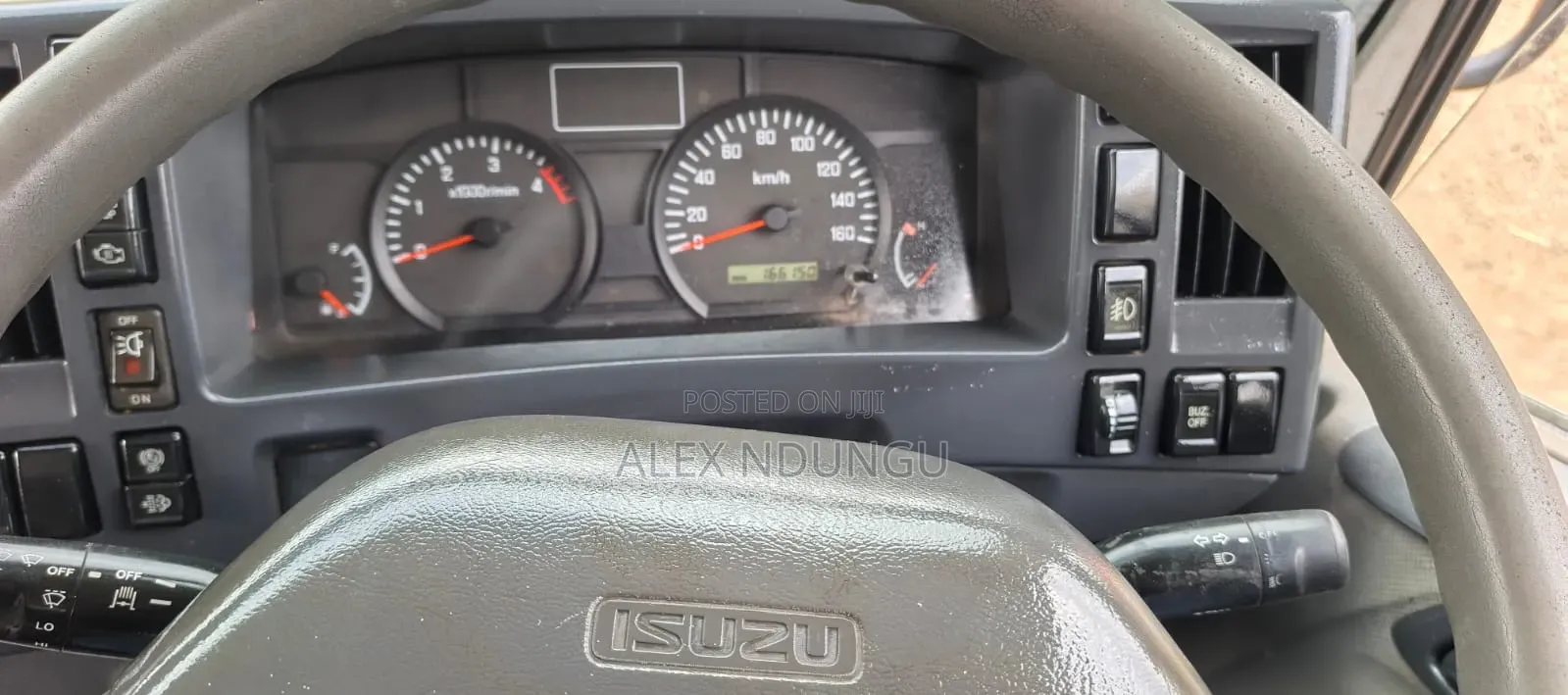 Isuzu ELF Super Clean