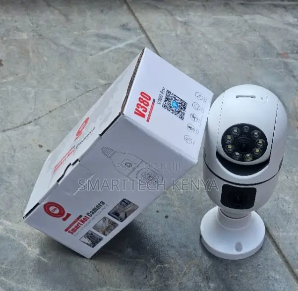 Dual Lens Smart Light Bulb Camera With Night Vision CCTV
