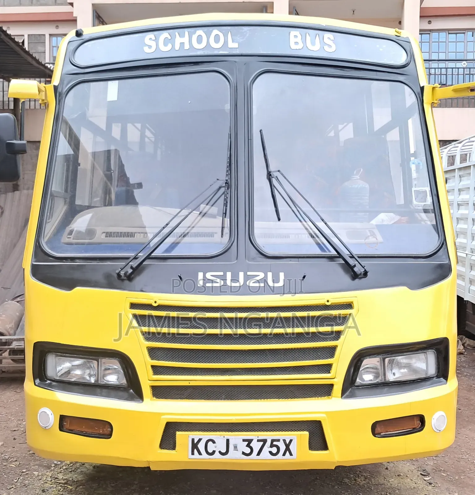 Isuzu FRR 2016 Yellow