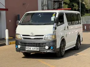 Toyota HiAce 2013 White